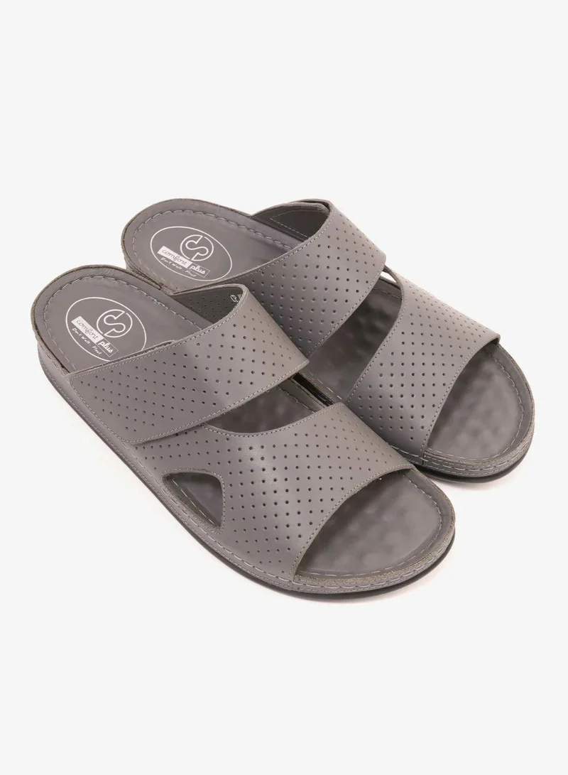 كومفورت بلس صنادل رجالية مريحة من الواحة بنقش رمادي